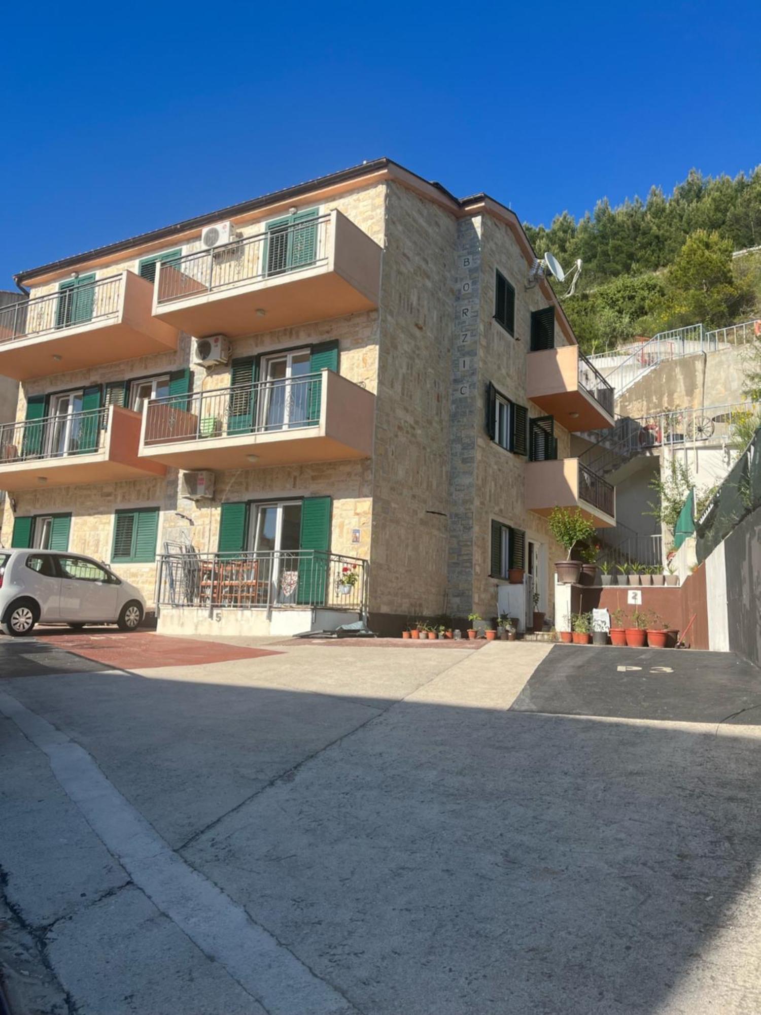 Villa Borzic 오미스 외부 사진